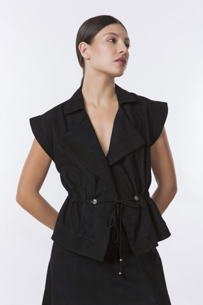 15504664907-15503787445-fernanda-sonda-aw26-1019-1-scaled-1.jpg
